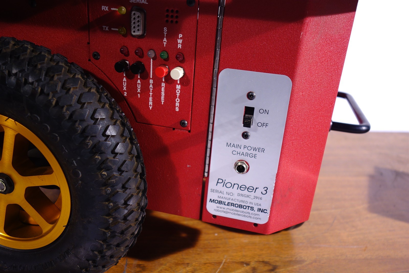 Mobile Robots P3-DX Pioneer 3 Robot