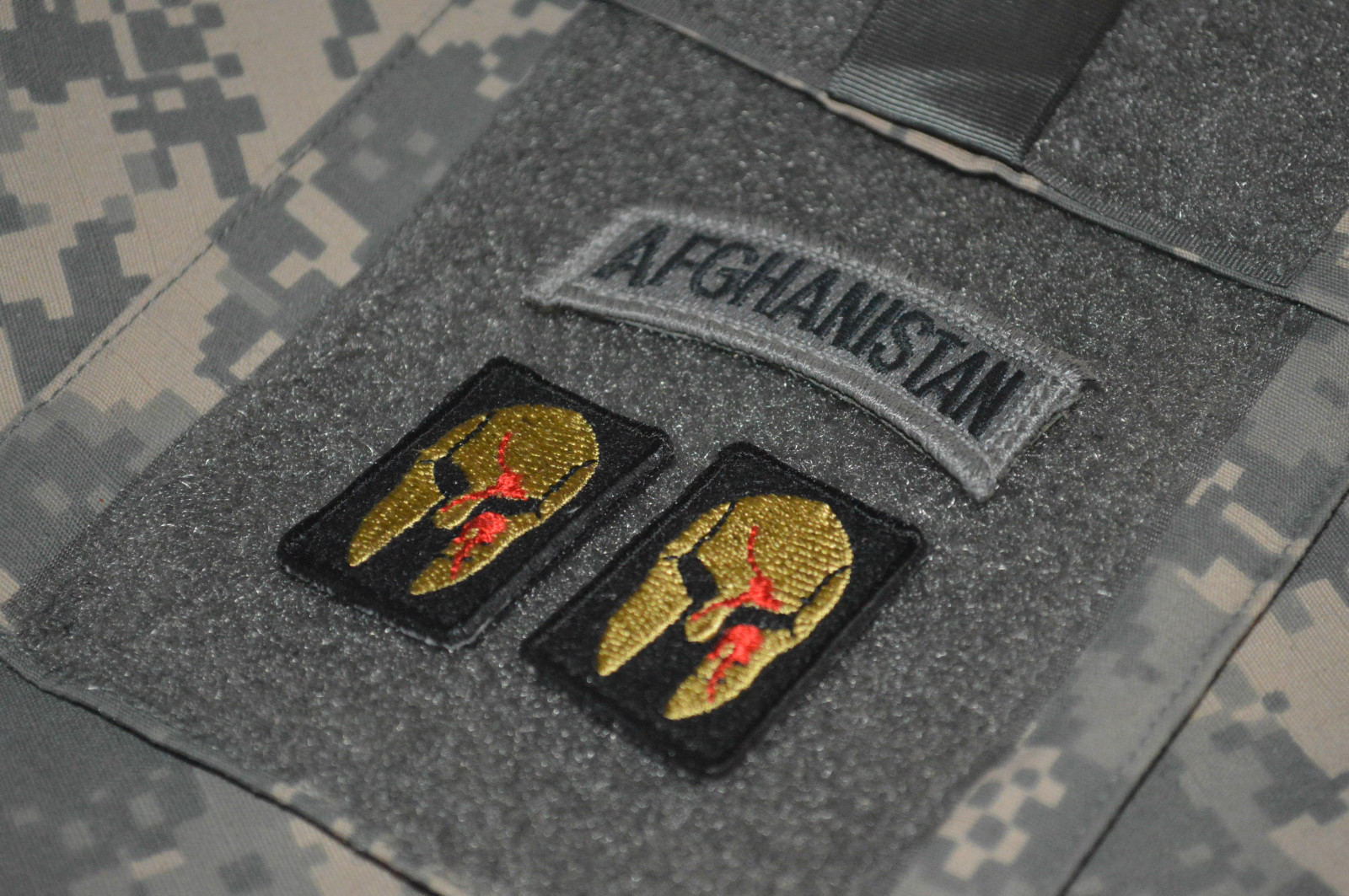 GWOT USMC FORCED RECON GOHST vêlkrö 3-PC: Spartan Helmet X 2 + AFGHANISTAN TAB