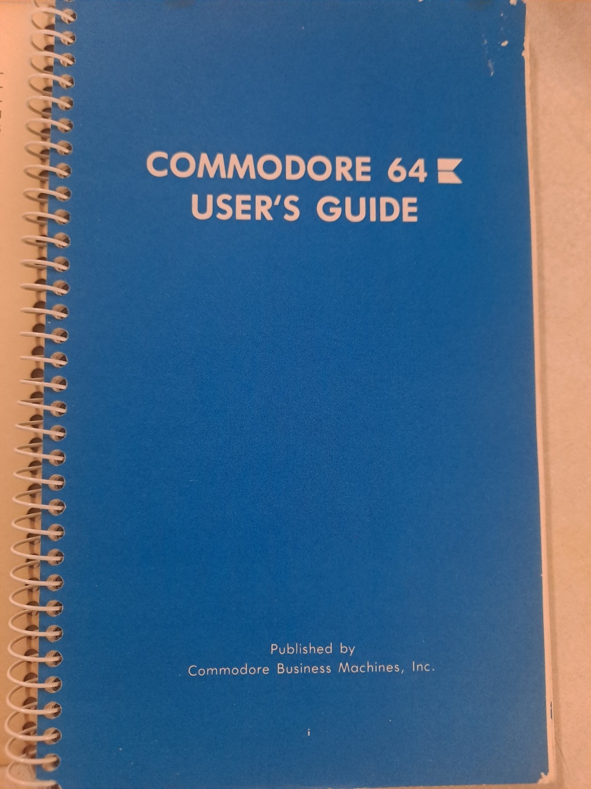 COMMODORE 64 User's Guide Book First Edition 6th Print 1983 Owners Manual