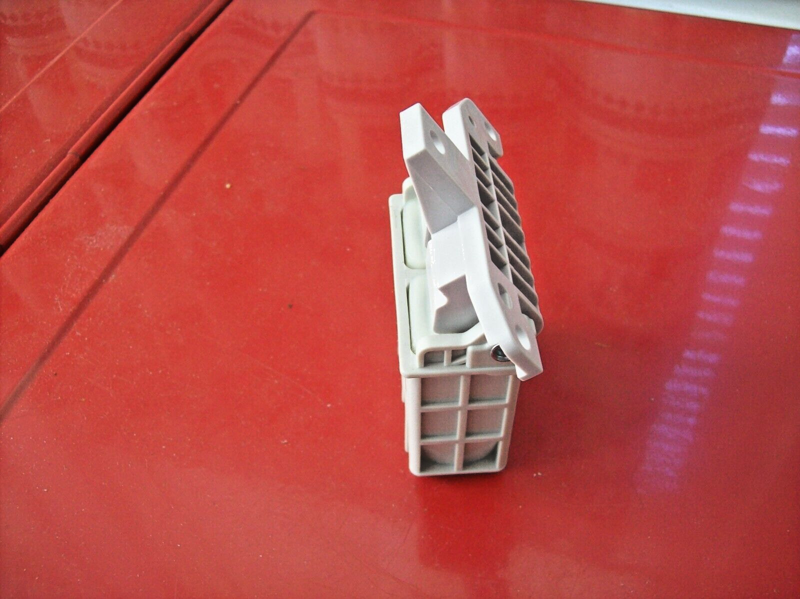 BROTHER MULTI FUNCTION CENTER LEFT HINGE ASSY