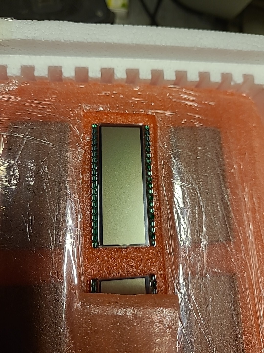 Lot Of 240 Lumex LCD-UH3XLM40TF-1 Displays