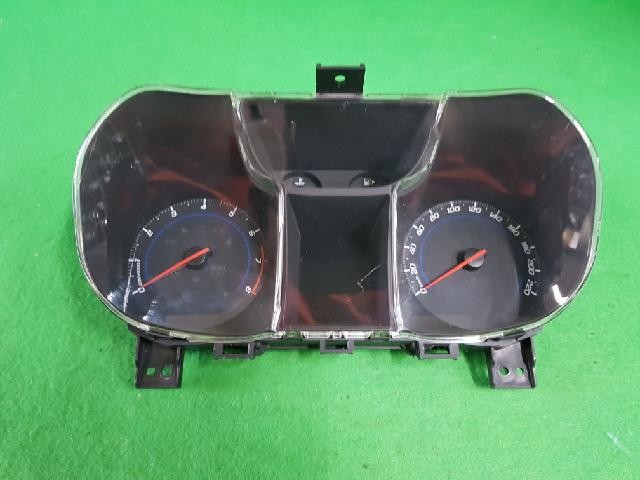2013 Chevrolet Instrument Cluster OEM 95238400