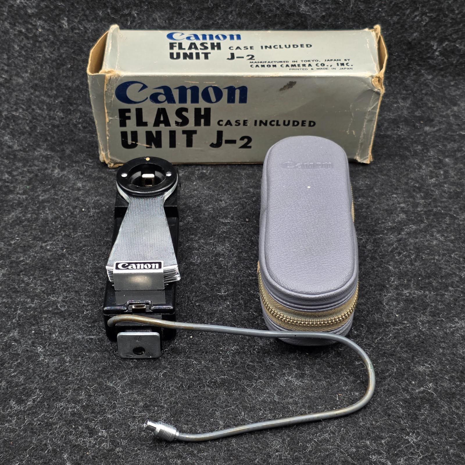 Rare Canon J-2 Flash Unit W/ ORIGINAL BOX & CASE
