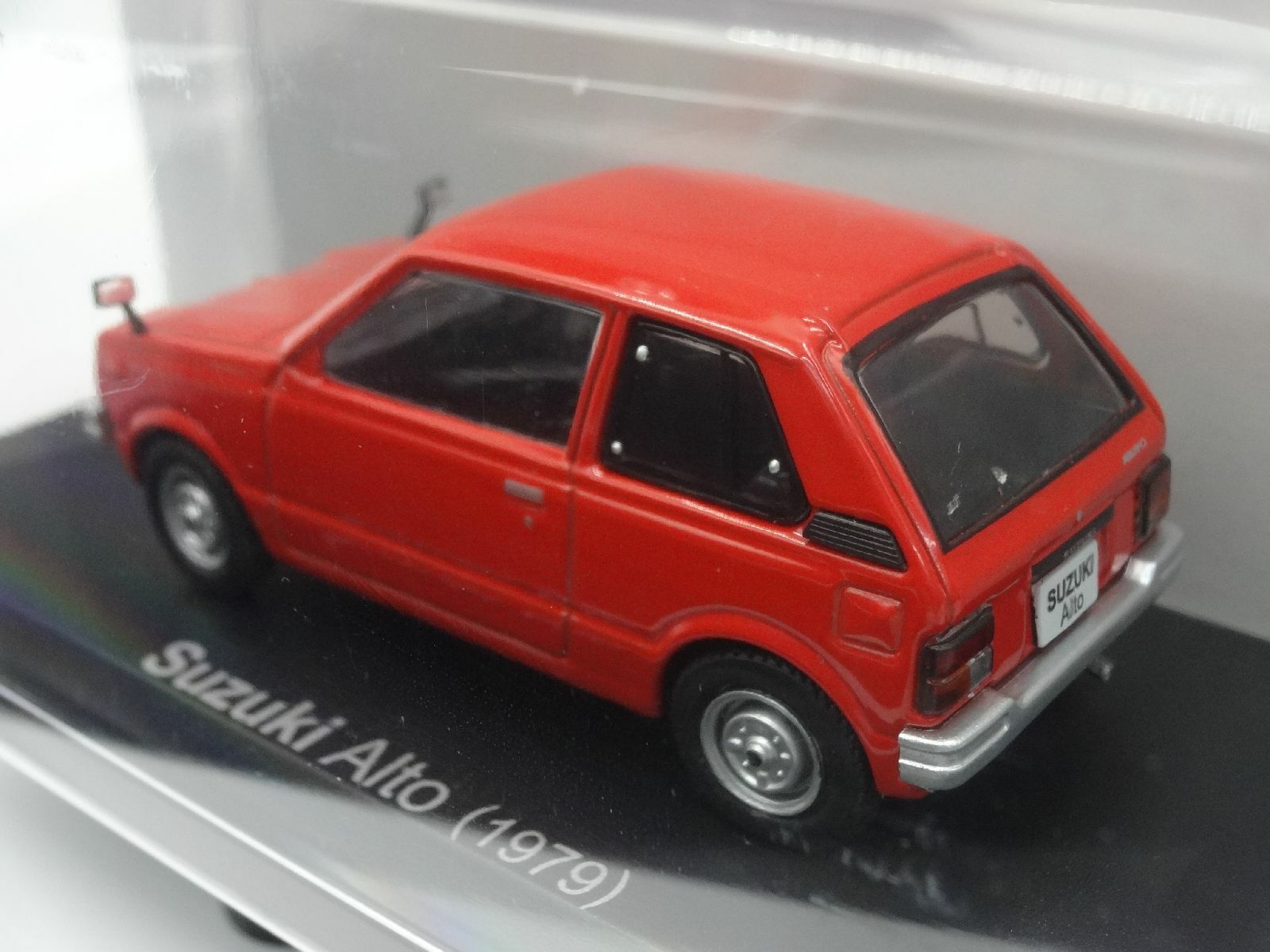 Suzuki Alto 1979 Red 1/43 Scale Box Mini Car Display Diecast Vol 119