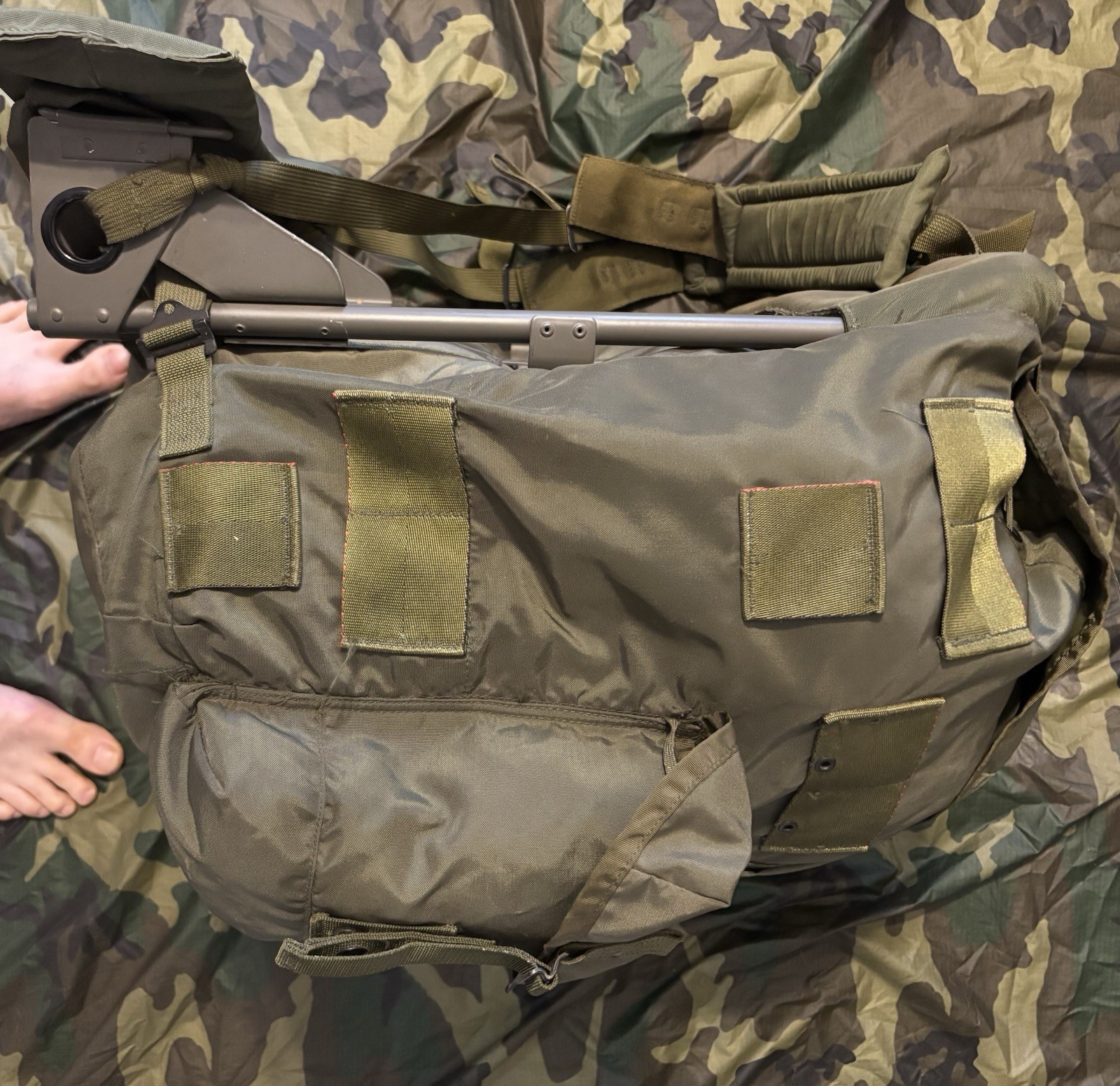 Large Alice pack & frame