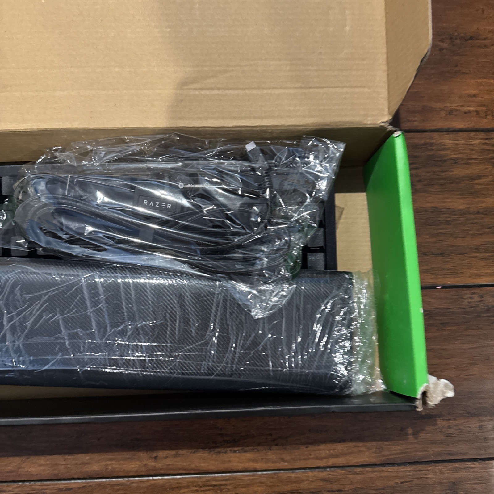 Razer Blackwidow V4 75% LED Gaming Keyboard OPEN BOX TESTED