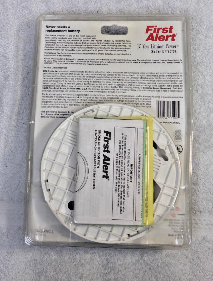 First Alert Battery Powered Smoke Detector Alarm SA10YRCL