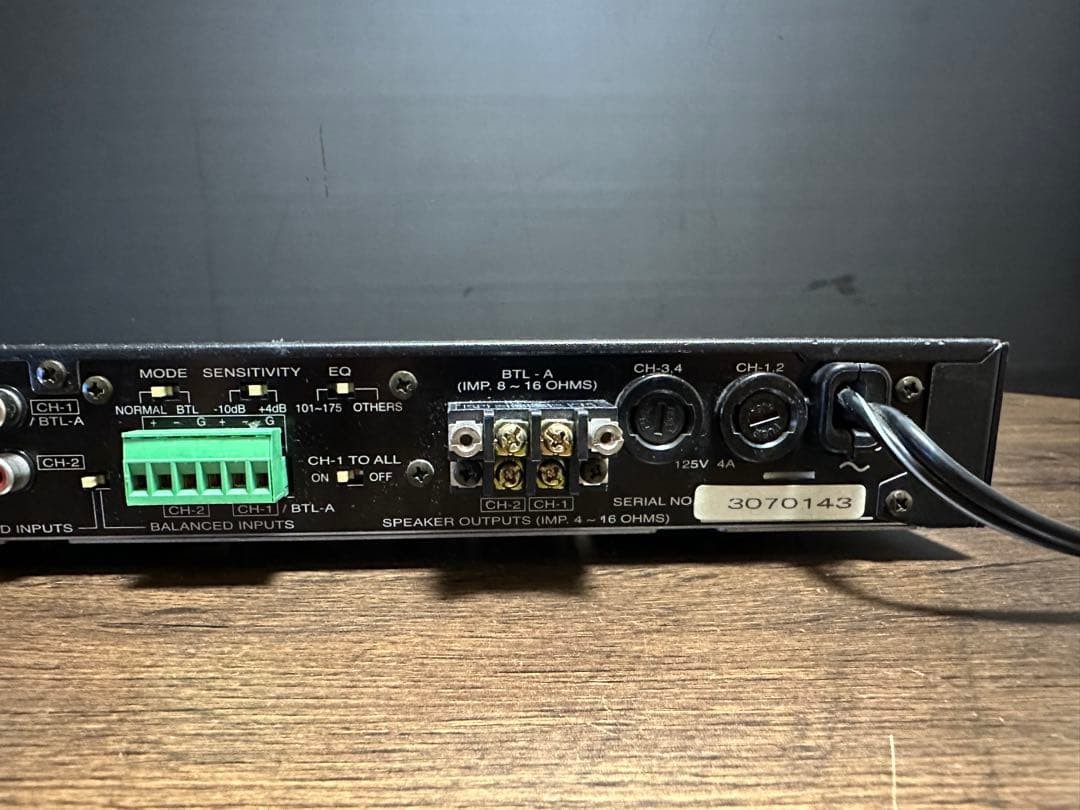 Bose 1200VI 4 Channel Power Amplifier Volume Adjustment Knobs