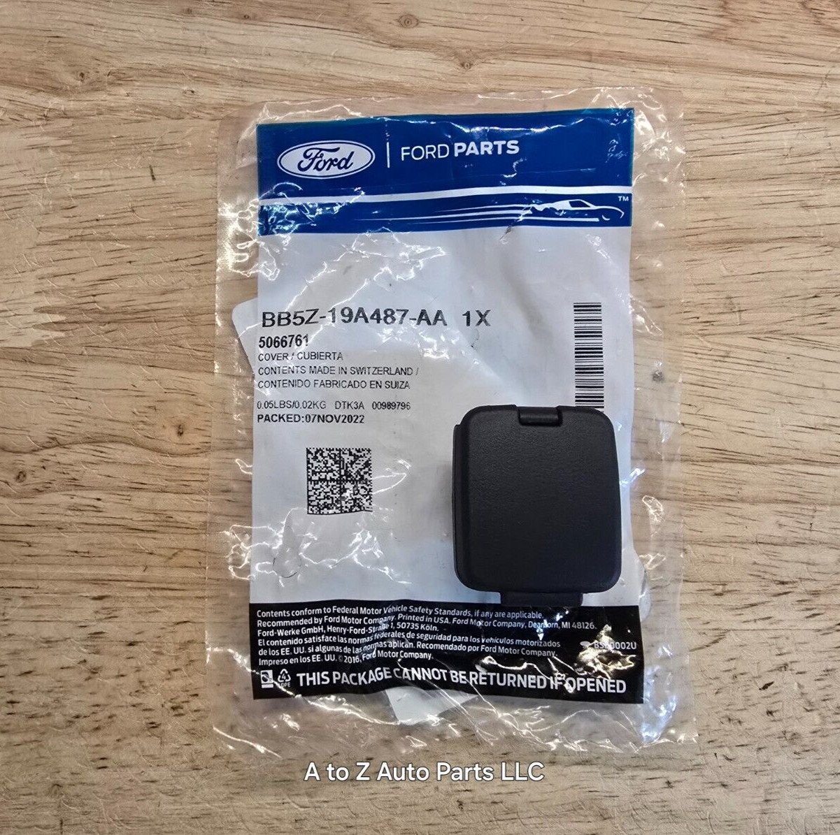 2015-2020 Ford F150,Expedition, Fusion Center Rear Power Outlet Cap / Cover, OEM