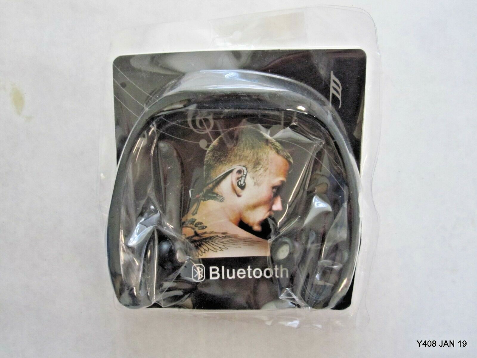 Black Bluetooth Earphones w/ Power Brick for Charger 2203004