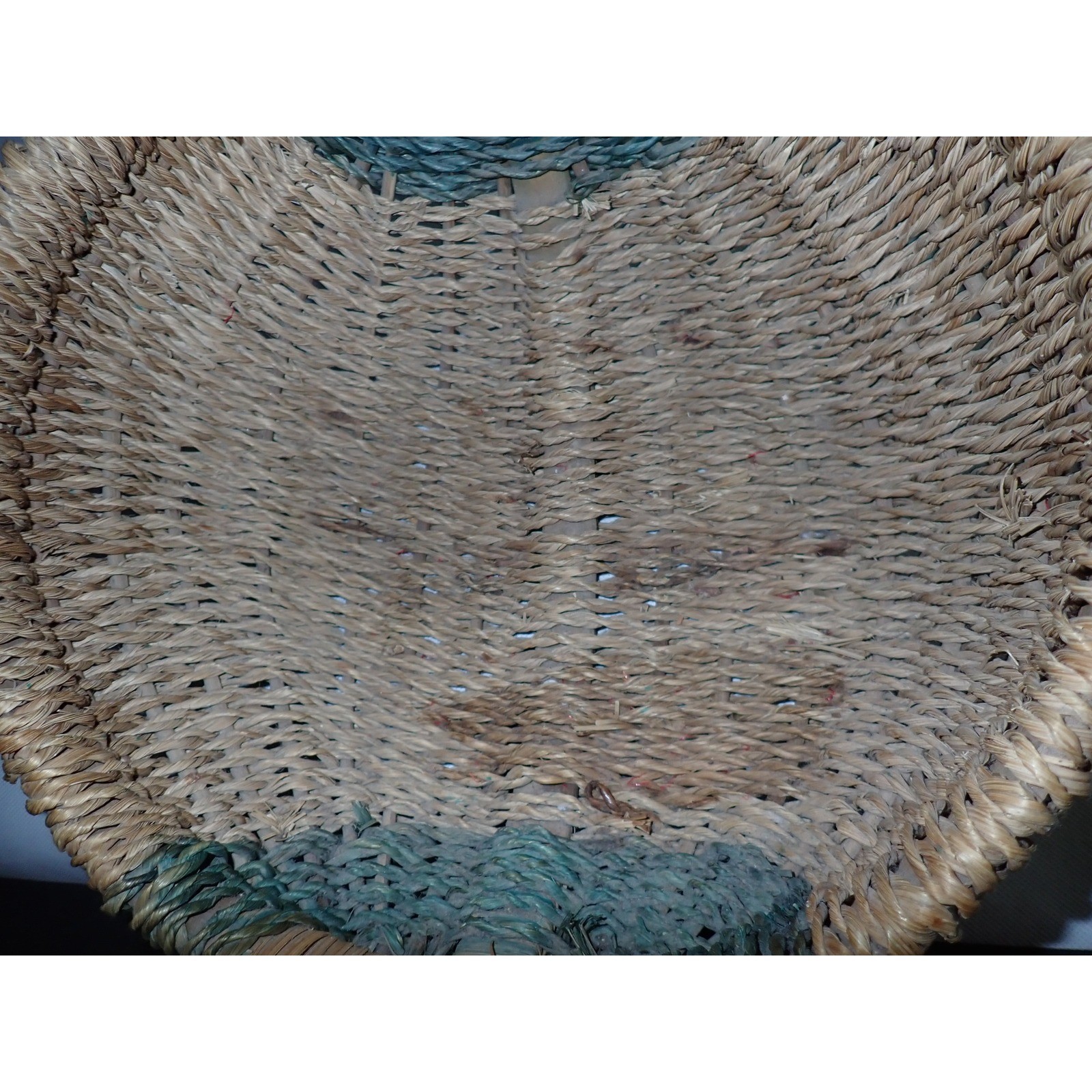 Vintage Hand Woven Buttock Basket Handle Gather Boho Retro Chic