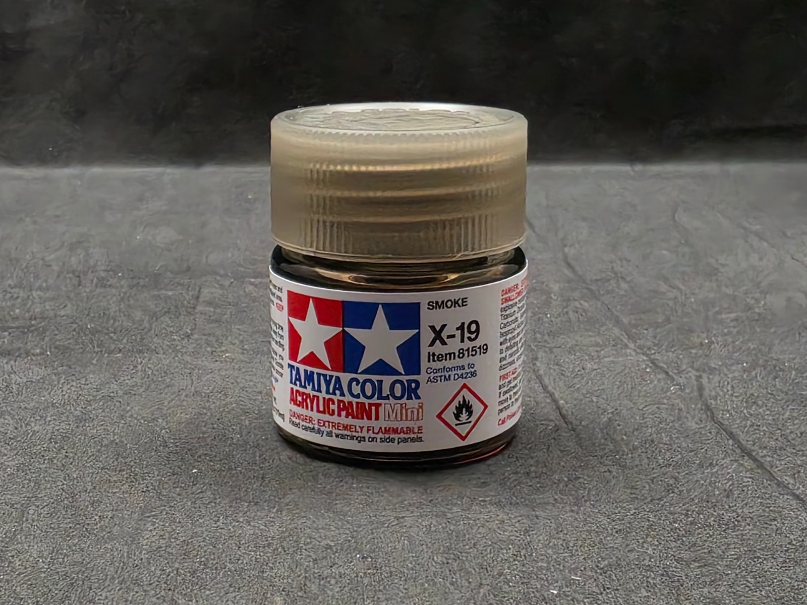 Tamiya X-19 Smoke Acrylic Paint 10ml Mini Bottle 81519