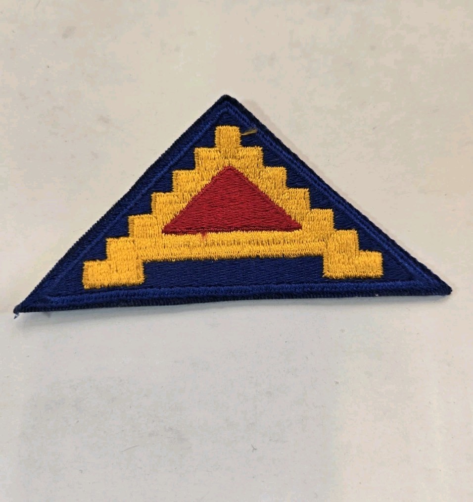 Vintage WWII US 7TH ARMY SHOULDER SLEEVE INSIGNIA PATCH "Pyramid of Power"