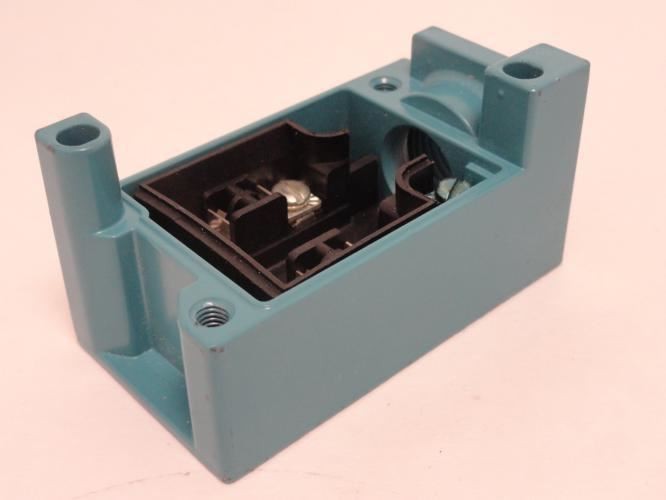 202118 New-No Box; Microswitch MPB10 Base Receptacle 75x41mm