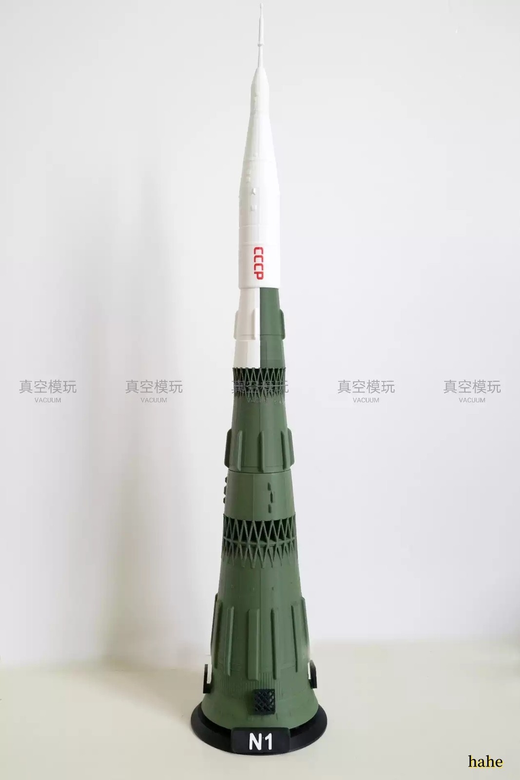 1/400 CCCP Lunar Launch Program N1 Heavy Carrier Rocket Finished Static Model