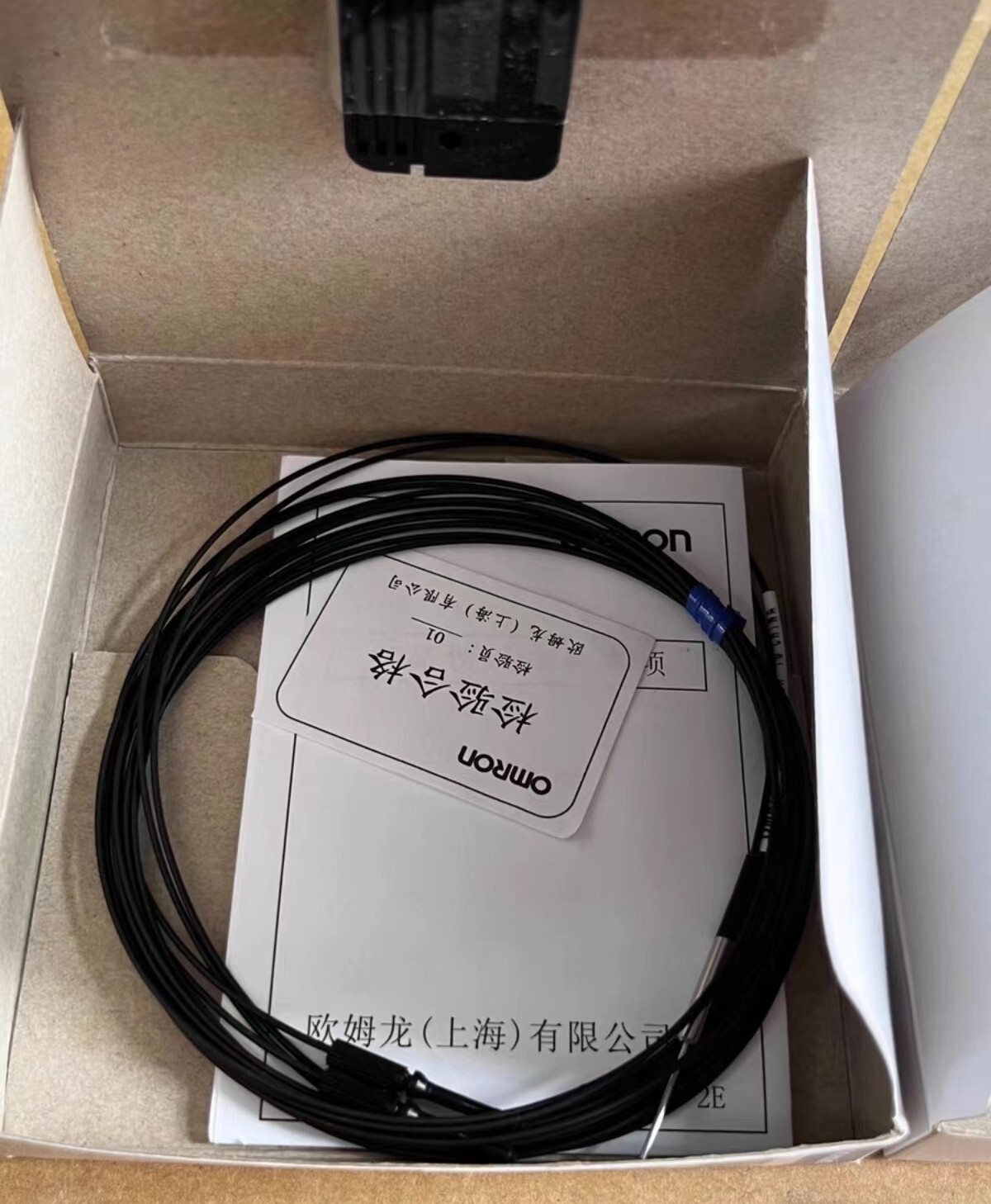 1pcs OMRON EE32-ZD33 2m switch sensor