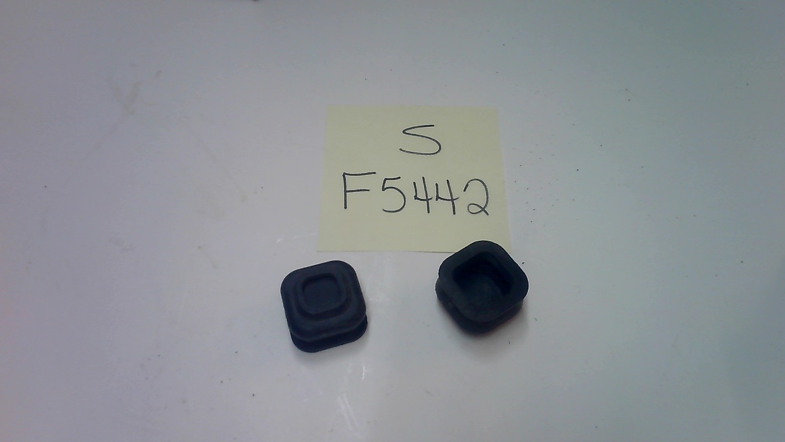 SP-B-B BLACK PUSH BUTTON BOOT ( LOT OF 2)