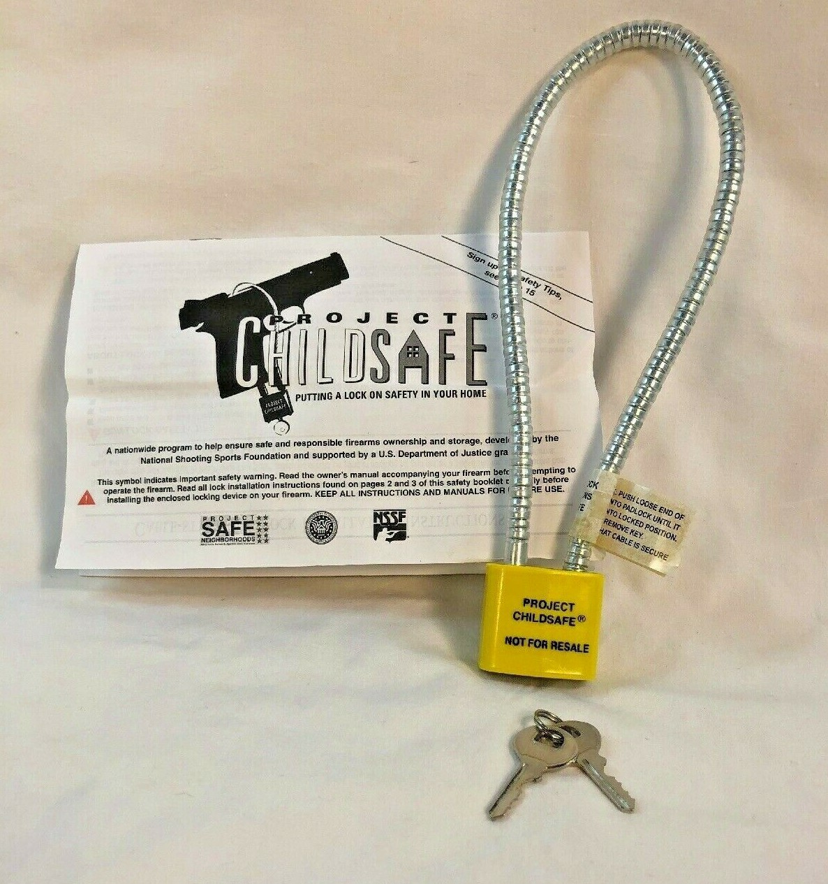 Gun Lock + 2 Keys Armored Steel Cable Style Pistol Revolver Rifle Shotgun NIP