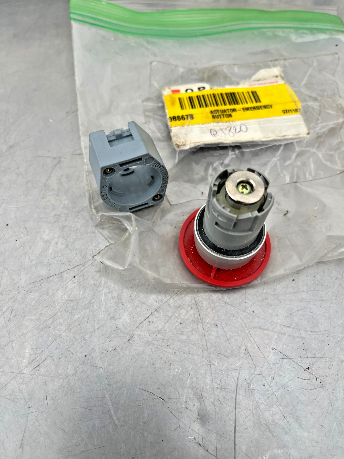 0086678 OEM WACKER NEUSON Emergency BUTTON ACTUATOR RT820