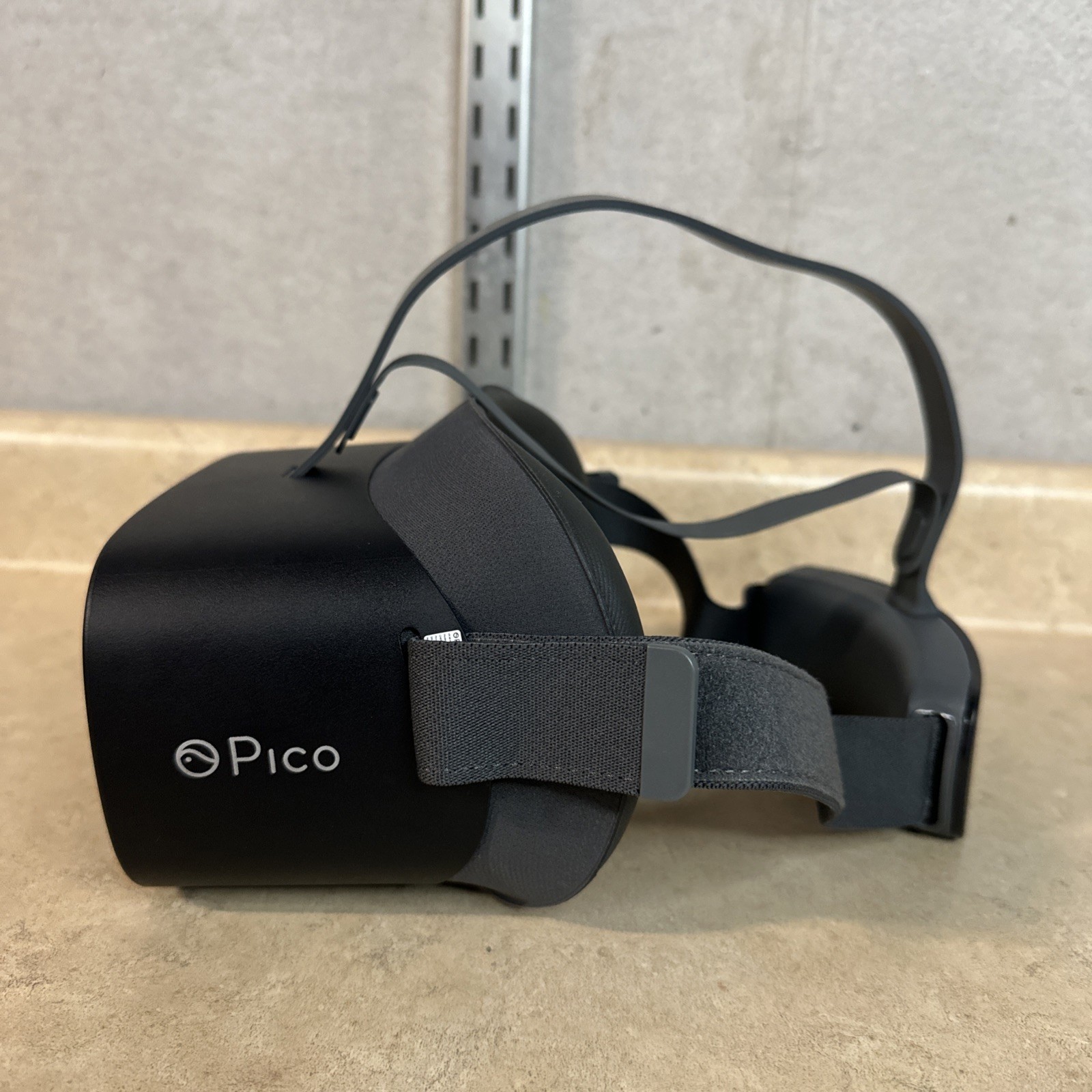 Pico G2 4K VR Headset w/ Controller Tested!