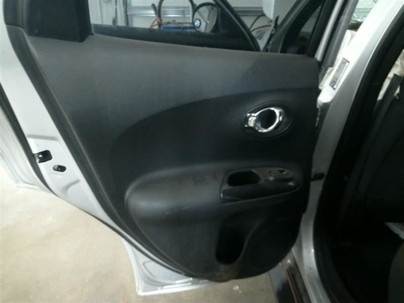 Driver Left Front Spindle/Knuckle Fits 11-25 LEAF 104685757