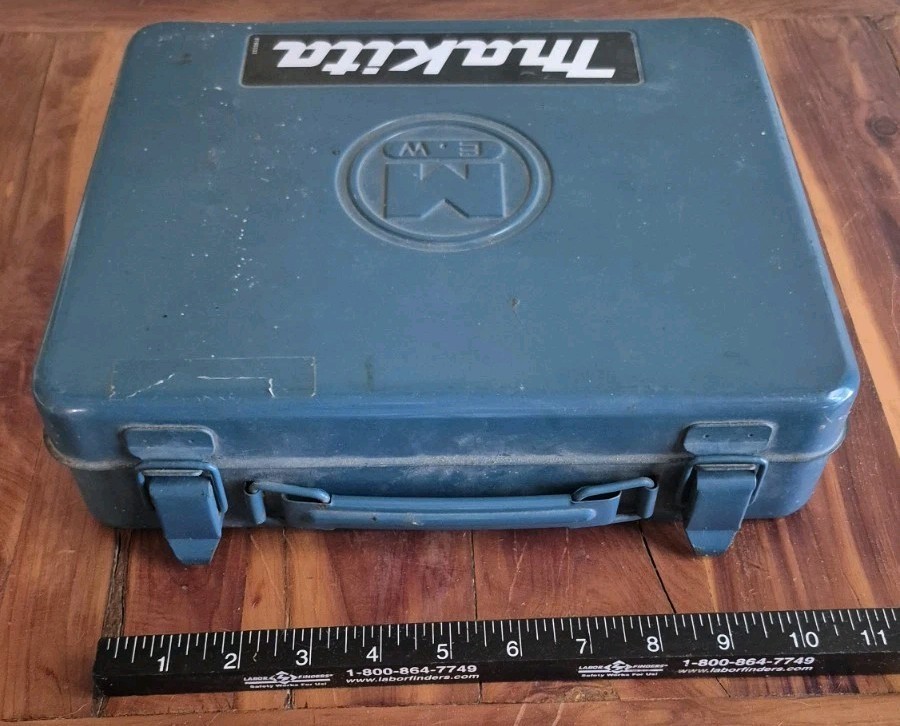 Makita 9.6 Volt Drill + 3 Batteries + Charger + Case + Chuck Key As Is For Parts