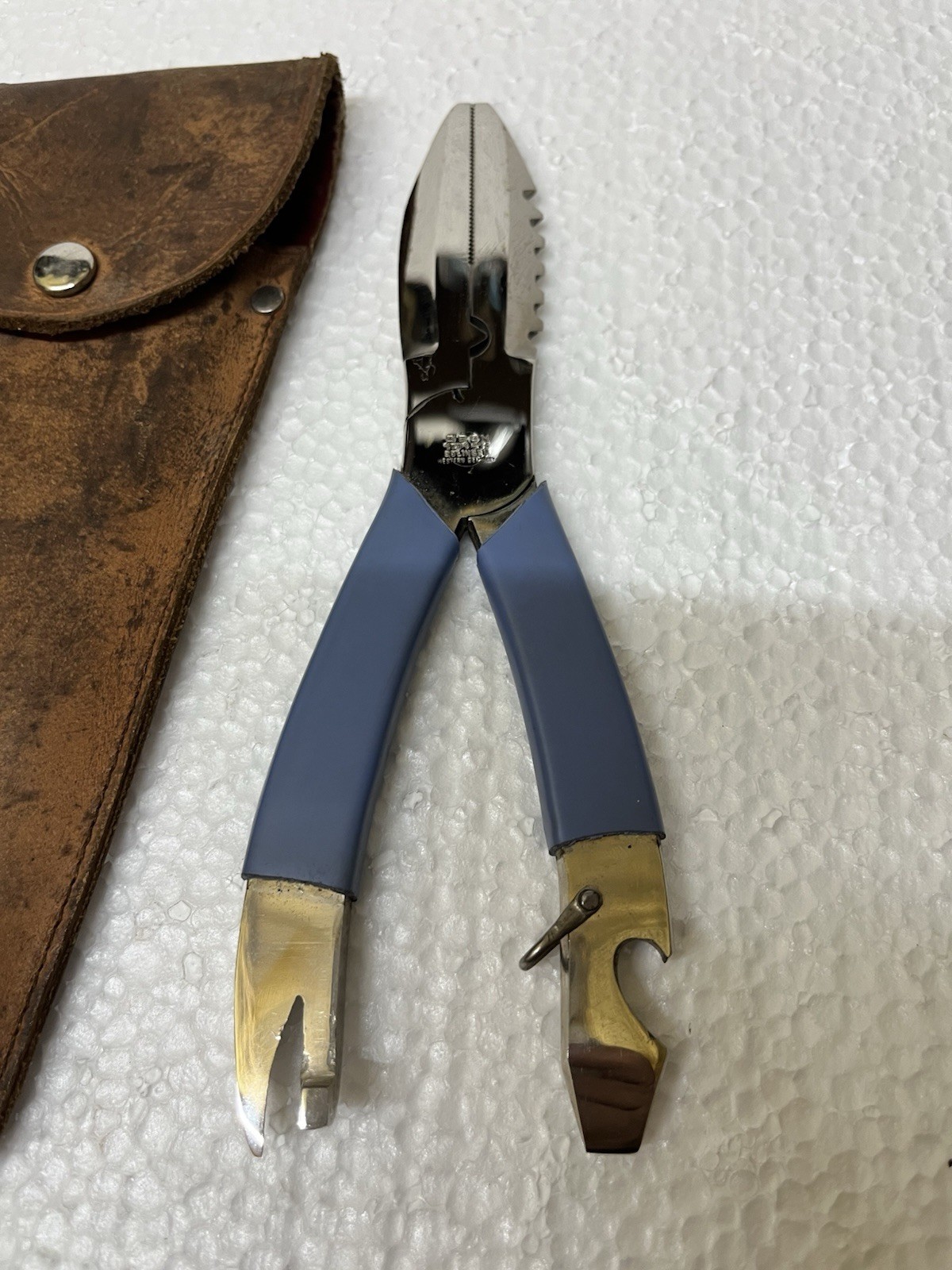 Multi tool Solingen Western Germany with sheath DGBM