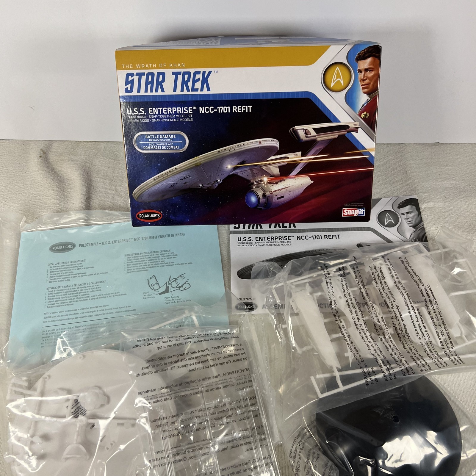 Star Trek U.S.S. Enterprise NCC-1701 Refit Wrath Of Khan Snap-Together Model Kit