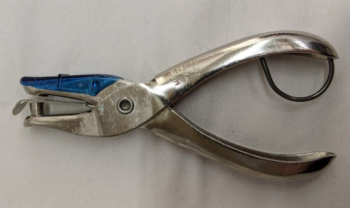 McGill MP Co Gem Round Single Hole Punch    LW