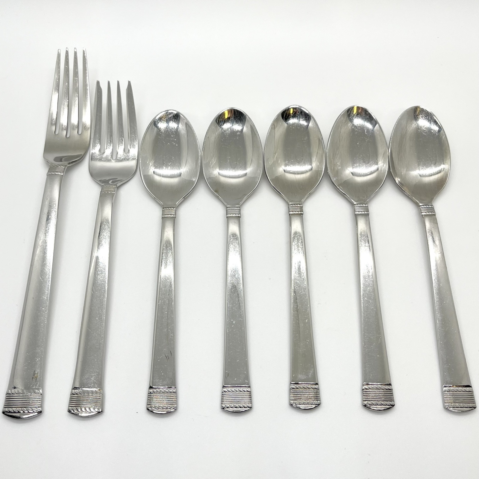 Lot 7 Pcs Wallace Coin Edge Flatware Dinner/Salad Fork & 5 Teaspoons Flatware