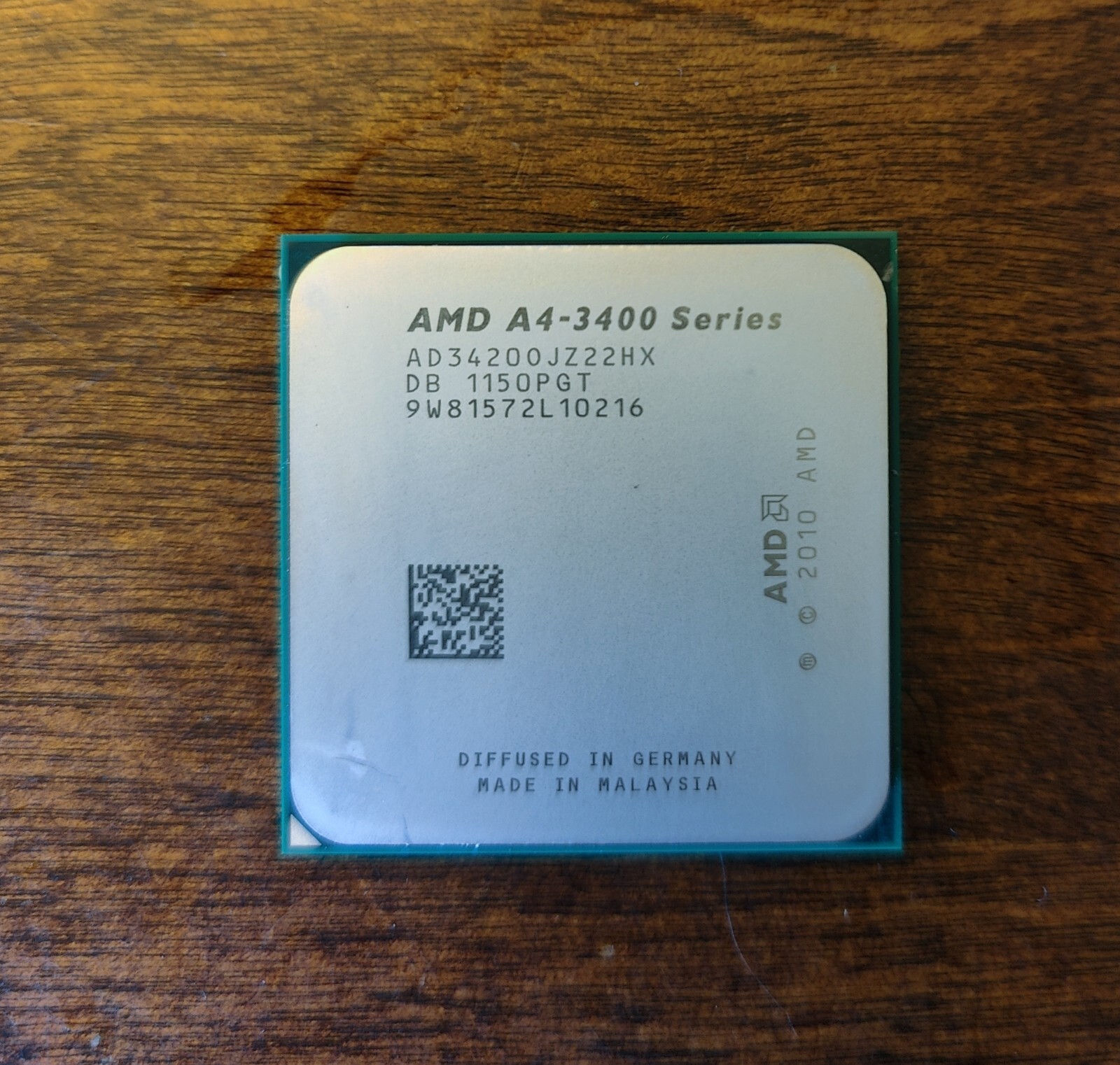 AMD Fusion A4-3400 2.7GHz Dual-Core (AD3400OJZ22GX) Processor