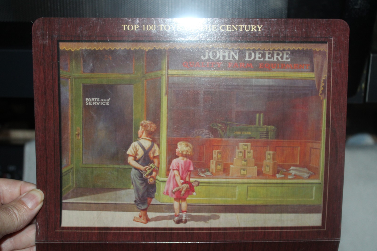 1/16 JOHN DEERE GOLD A W/MAN