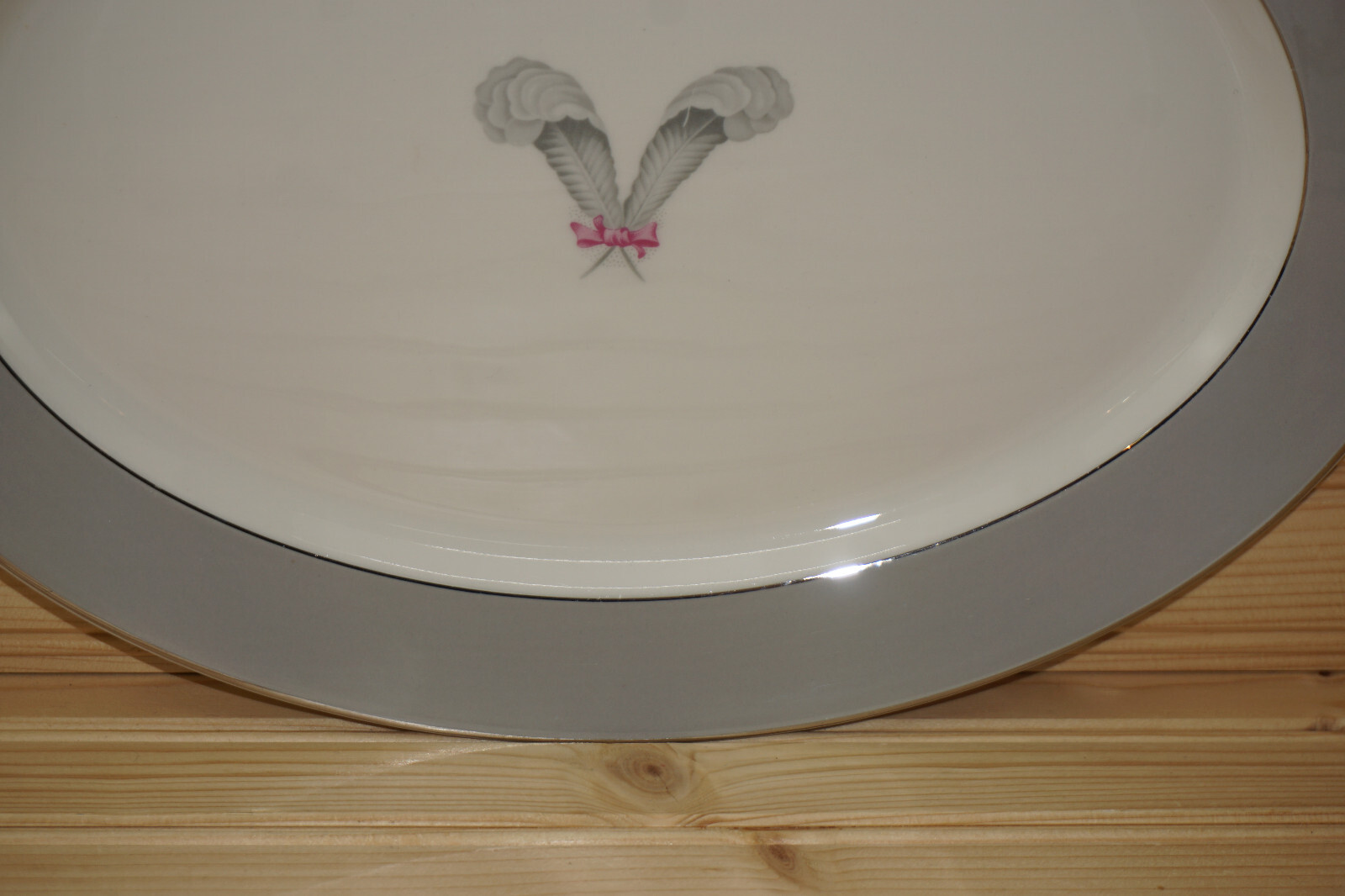 Syracuse Coronet Serving Platter, 14" (G18)