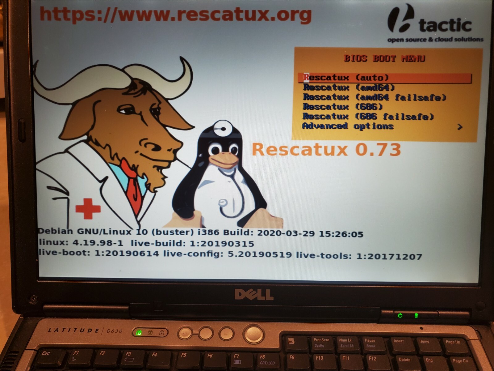 Rescatux 0.73 Bootable Rescue Windows/Linux OS 4G USB Stick