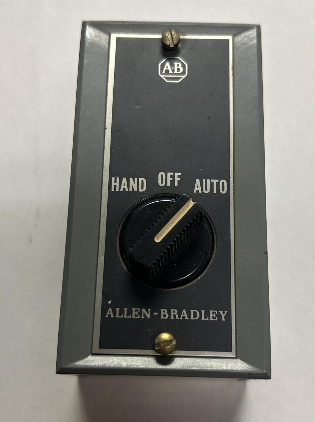 ALLEN BRADLEY,800S-R2SX,STANDARD SELECTOR SWITCH