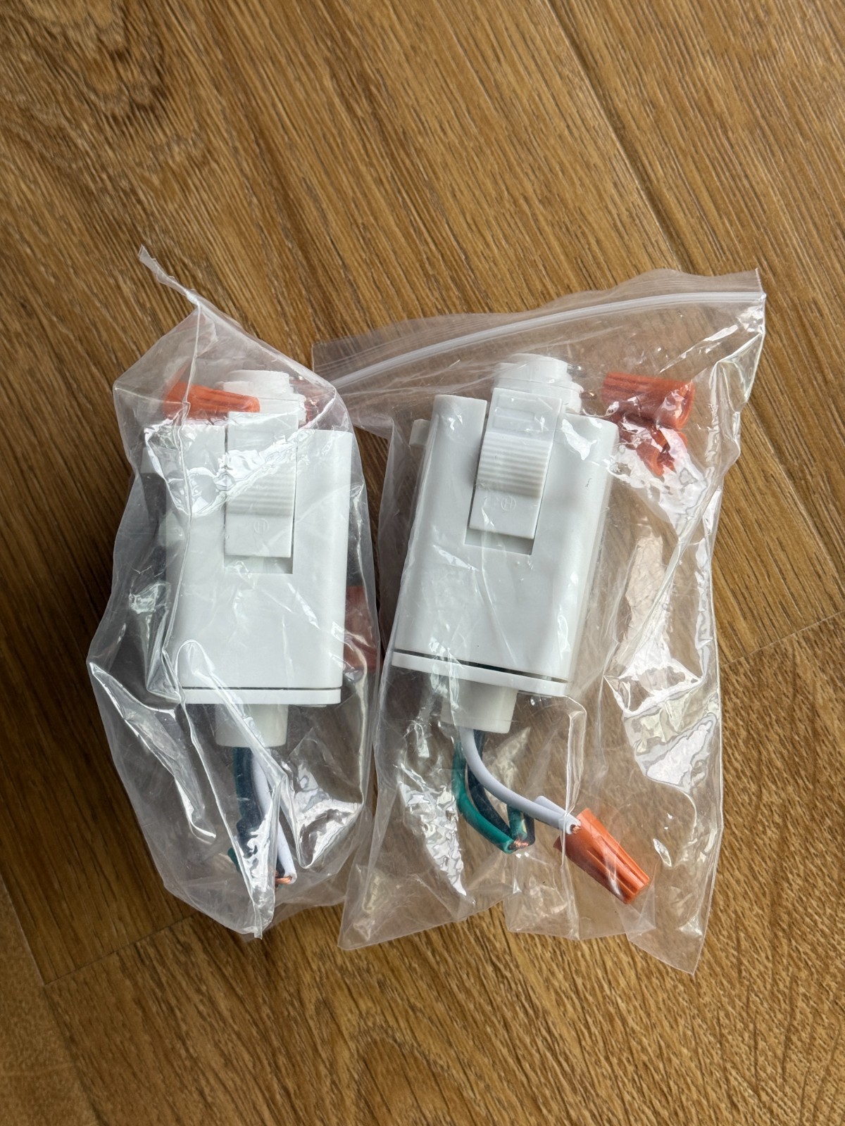 Lot of 2 Nuvo Lighting TP231 White Track Adapter BRAND NEW never installed