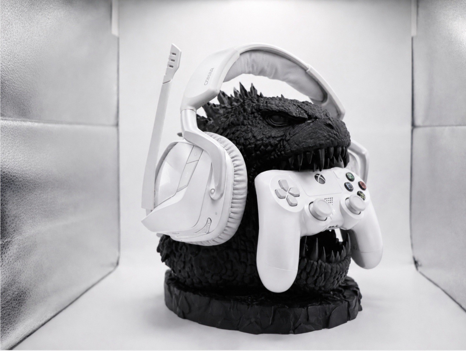 Godzilla Headphone And Xbox Controller Stand