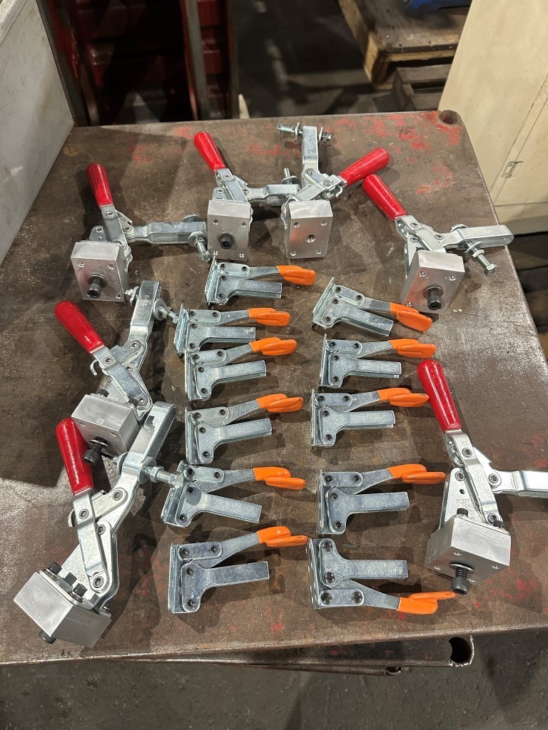 DE-STA-CO / KNU-VISE ASSORTED TOGGLE CLAMPS