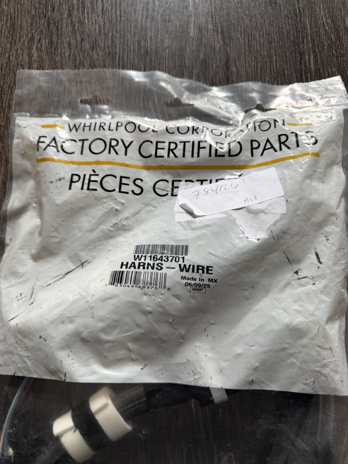 New OEM Whirlpool/Maytag washer wire harness W11643701