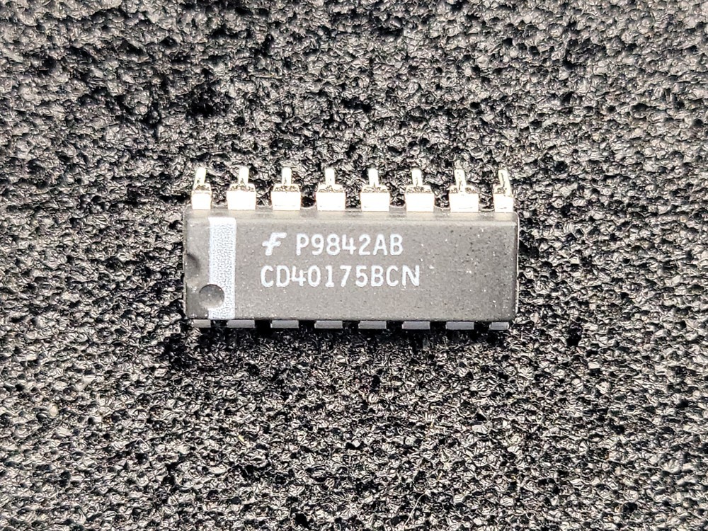 New (130pcs) CD40175BCN FAIRCHILD IC Logic