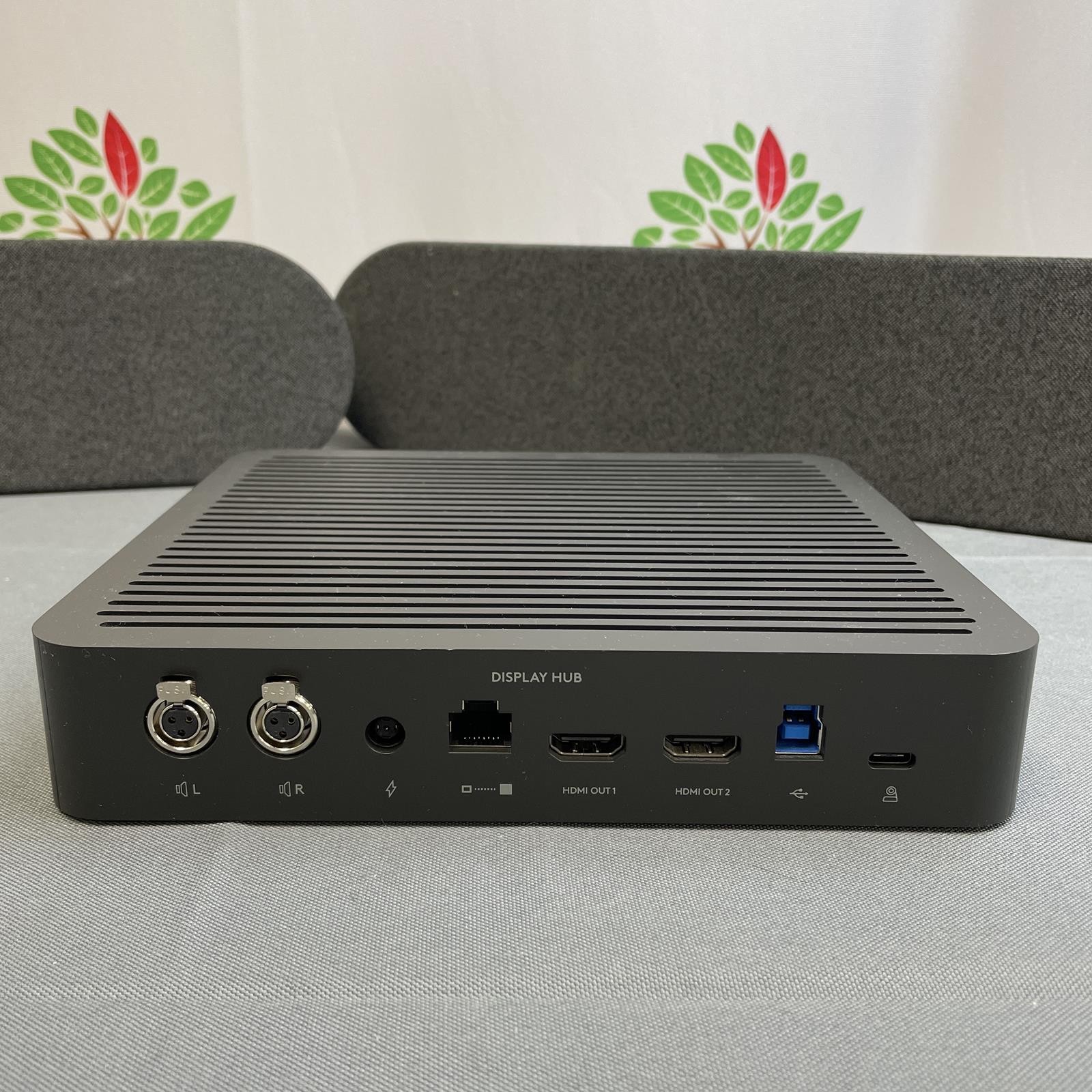 LOGITECH Rally Plus Conference Camera System Dual-Speakers and 1 Mic Pod