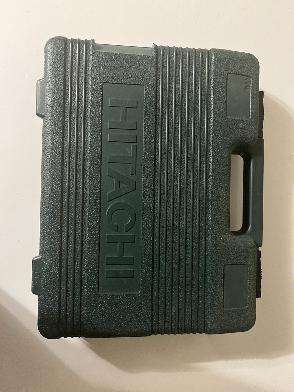 Hitachi NT50AE2 2'' 18 Gauge Brad Nailer Pneumatic Brad Nail Gun & Nails