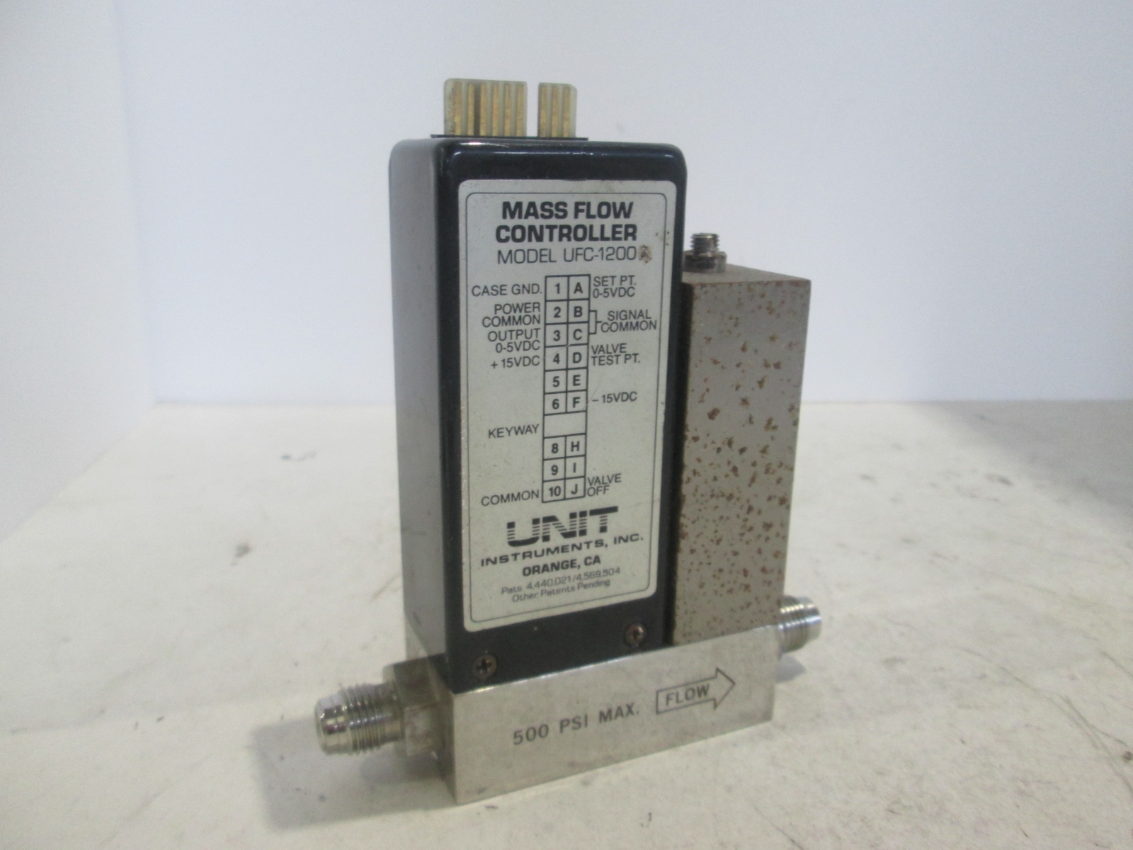 Unit, UFC-1200A, Mass Flow Controller, 1 SLM, SiH4, Used
