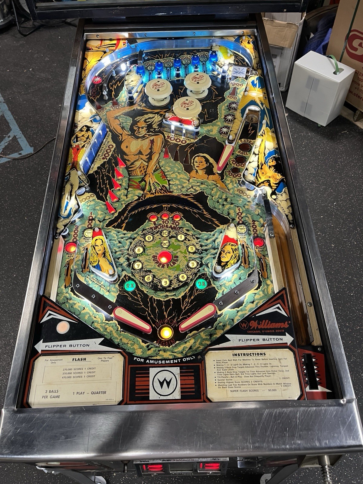 1978 FLASH PINBALL MACHINE PROFESSIONAL TECHS PLAYS GREAT