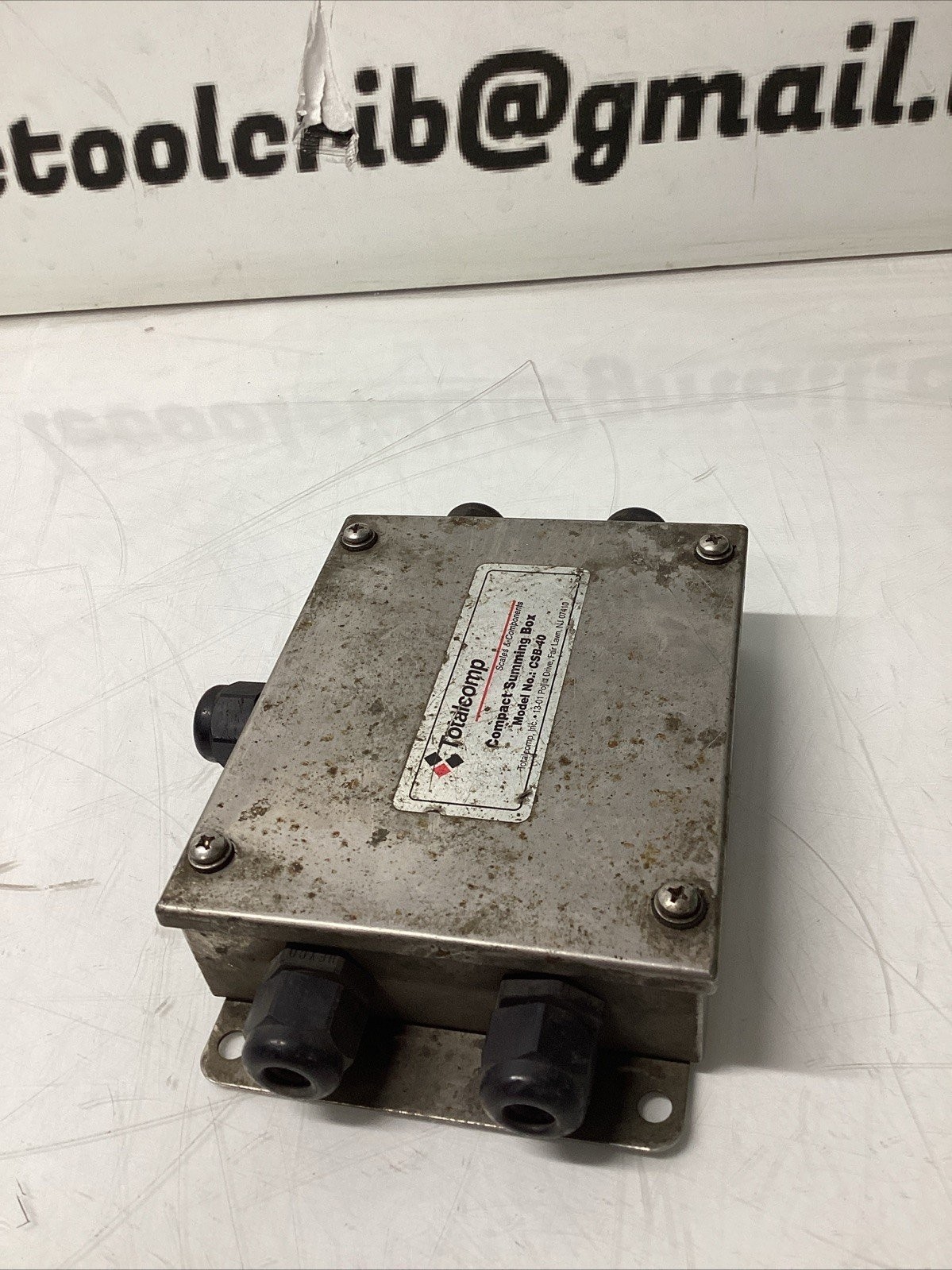 CSB-40 Compact summing box S-541