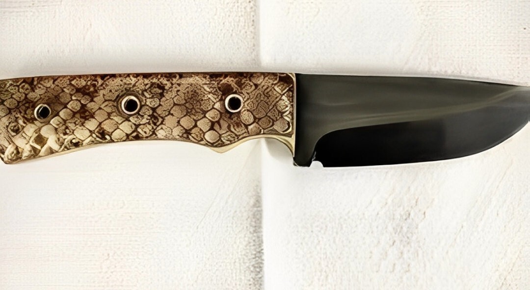 Python Snake Skin Knife Scales 1/4" (Pair) (197)