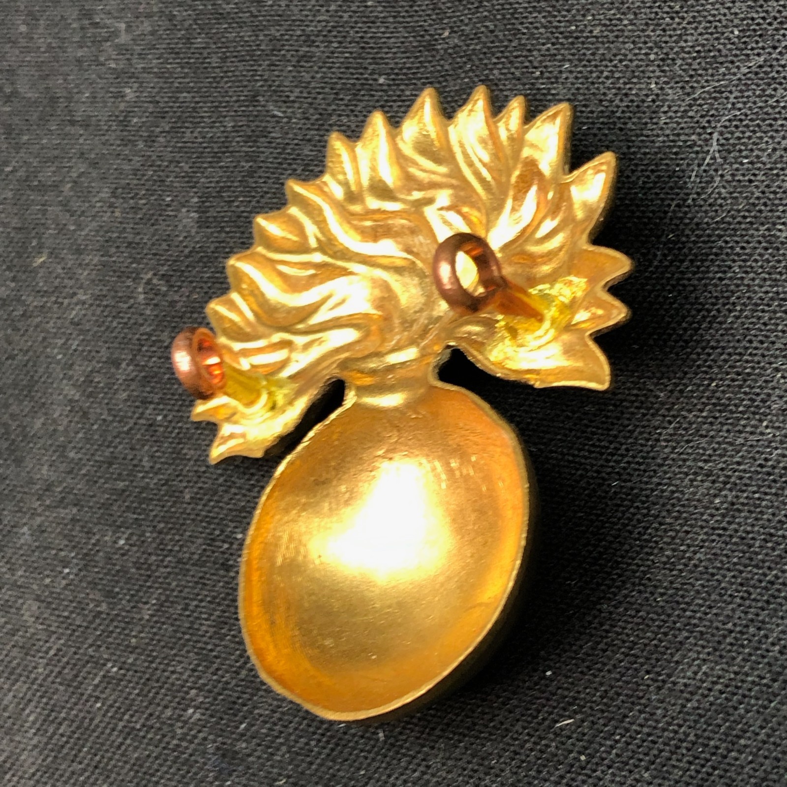 Original British Army Cap Badge - Grenadier Guards