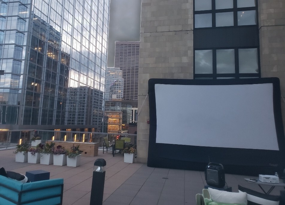 OPEN AIR CINEMA H16 Outdoor Inflatable Movie Screen &Epson Moviemate85 Projector