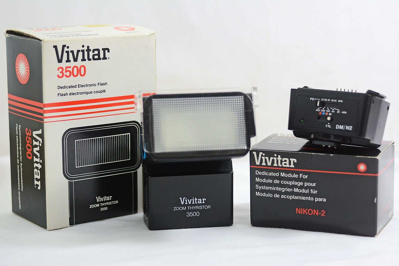 VIVITAR 3500 DEDICATED NIKON CAMERA FLASH UNIT WITH INSTRUCTIONS