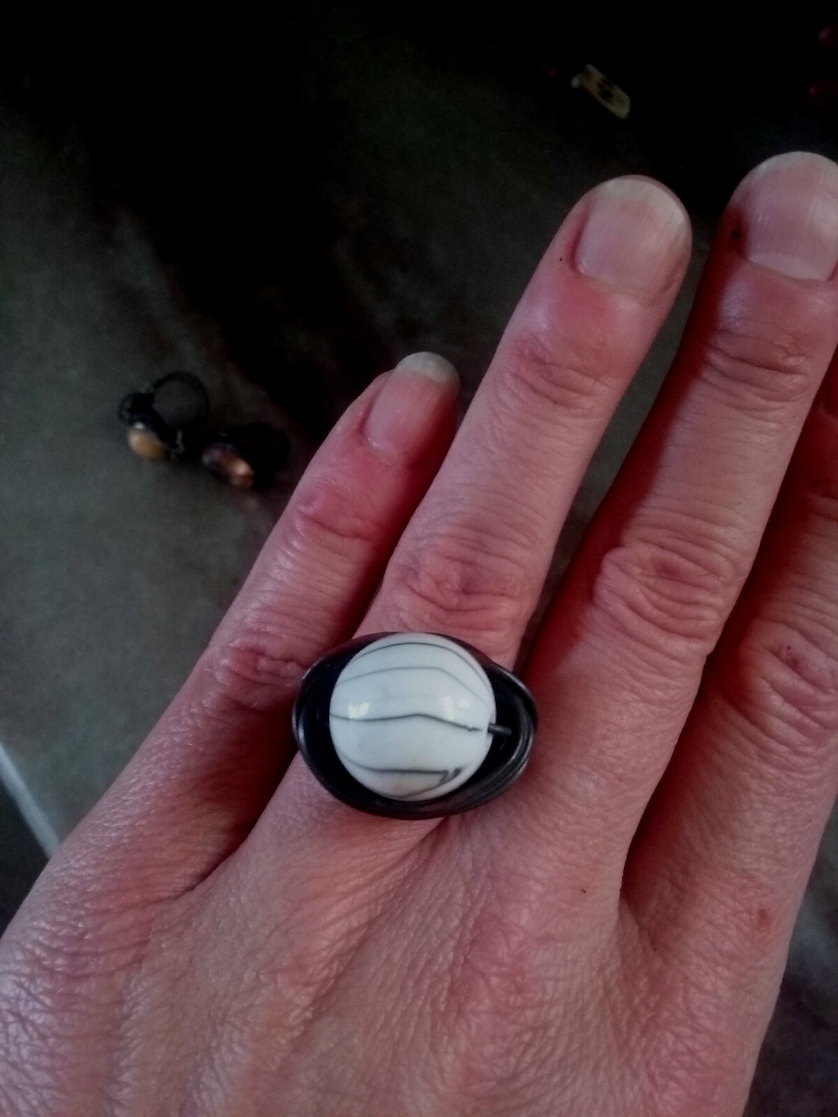 Large Wire Wrap Statement Ring, White Black Striped 'Marble' Charm, Size 8, NEW